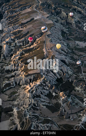 Luftaufnahme des Heißluftballons über Kappadokien, Türkei Stockfoto