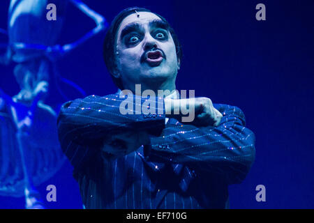 Turin, Italien. 27. Januar 2015. Theatralischen Debüt Turin für das Musical von Stefano Benni "The Addams Family" mit Elio, Songwriter und Anführer der Gruppe. Bildnachweis: Elena Aquila/Pacific Press/Alamy Live-Nachrichten Stockfoto