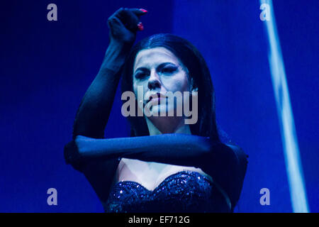 Turin, Italien. 27. Januar 2015. Theatralischen Debüt Turin für das Musical von Stefano Benni "The Addams Family" Darsteller das Showgirl Geppi Cucciari. Bildnachweis: Elena Aquila/Pacific Press/Alamy Live-Nachrichten Stockfoto