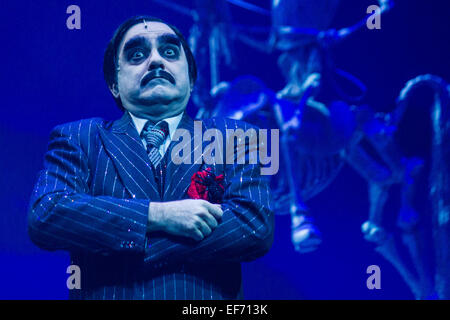 Turin, Italien. 27. Januar 2015. Theatralischen Debüt Turin für das Musical von Stefano Benni "The Addams Family" mit Elio, Songwriter und Anführer der Gruppe. Bildnachweis: Elena Aquila/Pacific Press/Alamy Live-Nachrichten Stockfoto