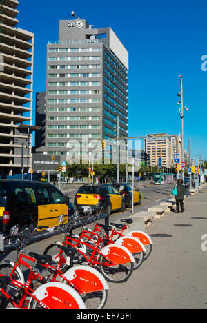 Carrer Narcis Roca Straße, Forum Stadtviertel, Diagonal Mar, Sant Marti District, Barcelona-Spanien Stockfoto