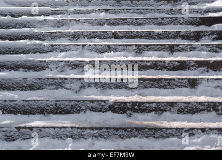 Schnee bedeckt Treppe Fall Zusammensetzung Stockfoto