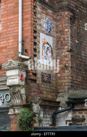 Graffiti street-Art in der Brick Lane Gegend von London, England. -REDAKTIONELLE NUTZUNG NUR Stockfoto
