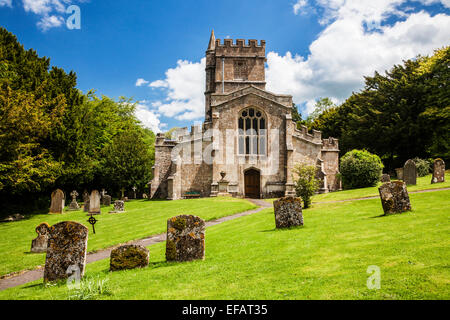 Eine typische englische Landkirche in der Wiltshire Dorf Bratton. Stockfoto