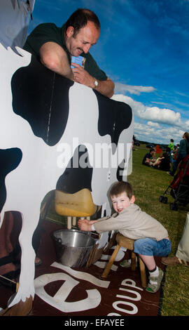 Kinder essen Festival Abingdon 2007 - Erde-Vertrauen Stockfoto