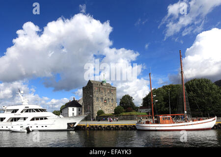 Die Rosenkrantz Turm Festungsanlagen und die Haakons Hall, erbaut um 1560, Stadt Bergen, Hordaland, Norwegen, Skandinavien Europa Stockfoto