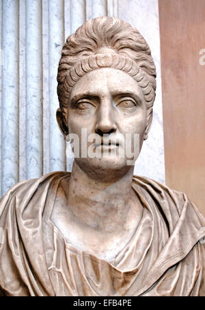 Pompeia Plotina Claudia Phoebe Piso oder Pompeia Plotina 129 n. Chr. war ein Roman Empress und Ehefrau des Roman Emperor Trajan (Vatican Museum Rom-Italien) Stockfoto