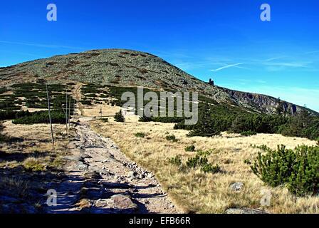 Vysoke Kolo Hügel im Riesengebirge Stockfoto