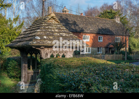 Eingang zum St.-Peter Kirche. Ardingly. West Sussex. England. UK Stockfoto