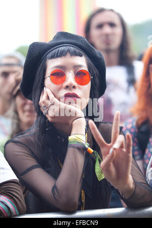 29. Juni 2014. Yoko Ono spielt am Sonntag Nachmittag im Park. Stockfoto