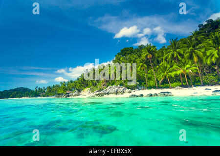 Tropischen Meer und blauer Himmel in Koh Samui, Thailand Stockfoto