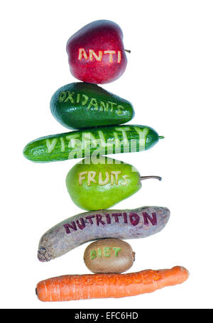 Haufen von Obst und Gemüse - natürliches Antioxidans-Konzept Stockfoto