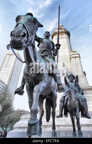 Don Quijote und Sancho Panza Statue auf Spanien Platz in Madrid Stockfoto