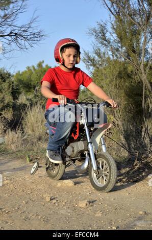 Motocross-Strecke, der Traum aller Kinder. Stockfoto