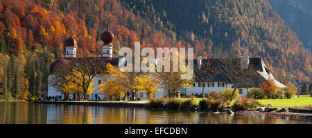 Wallfahrt Kirche von St. Bartholomä bin Königssee, Landkreis Berchtesgadener Land, Upper Bavaria, Bayern, Deutschland, Europa Stockfoto