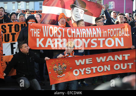 Blackpool Lancs UK 31. Januar 2015 - Blackpool Stadt Fußball Fans Protest gegen ihren Vorsitzenden Karl Oyston Stockfoto