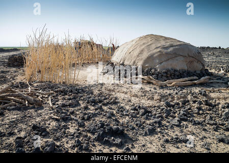 Dorf in der Danakil-Senke-Wüste in Äthiopien Stockfoto