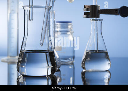 chemischen Ware im Science-Lab-Labor Stockfoto