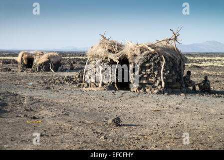 Dorf in der Danakil-Senke-Wüste in Äthiopien Stockfoto