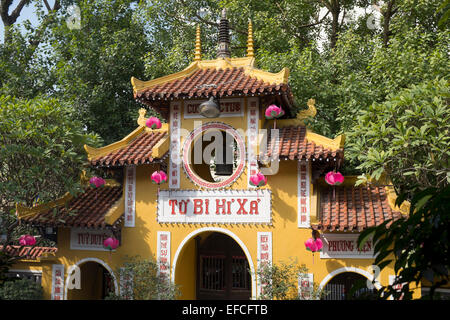 Quan Su oder Botschafter Pagode Hanoi Vietnam Stockfoto