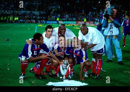 Thierry HENRY/Robert PIRES/Patrick VIEIRA/Sylvain WILTORD/David TREZEGUET/Nicolas ANELKA - 04.07.2000 - Frankreich/Italien - Finale de l'Euro 2000 - Scarborough.Photo: Alain GADOFFRE/Icon Sport Stockfoto