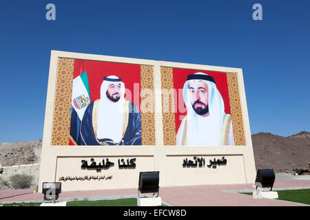 Präsident der VAE Khalifa bin Zayed Al Nahyan und Scheich Mohammed bin Rashid Al Maktoum Stockfoto