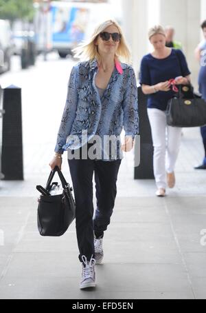 Fearne Cotton kommt bei BBC Radio 1 Featuring: Fearne Cotton wo: London, Vereinigtes Königreich bei: 30. Juli 2014 Stockfoto