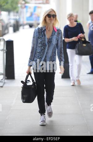 Fearne Cotton kommt bei BBC Radio 1 Featuring: Fearne Cotton wo: London, Vereinigtes Königreich bei: 30. Juli 2014 Stockfoto