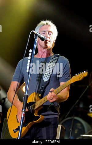 BENICASSIM, Spanien - 18 Juli: Paul Weller (britischer Sänger, Songwriter und Musiker) führt bei FIB Festival. Stockfoto