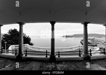 Blick auf Plymouth Sound von Säulen Spaziergang auf Plymouth Hacke Stockfoto