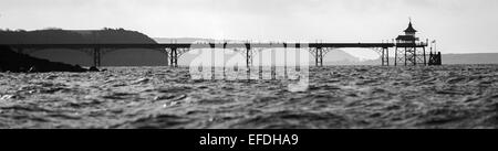 Panorama der viktorianischen Clevedon Pier in North Somerset UK aus dem Meer Stockfoto