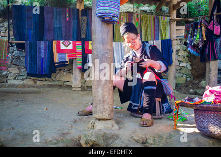 Straßenszene aus Dorf Cat Cat in der Nähe von Sa Pa, Vietnem, Asien. Stockfoto