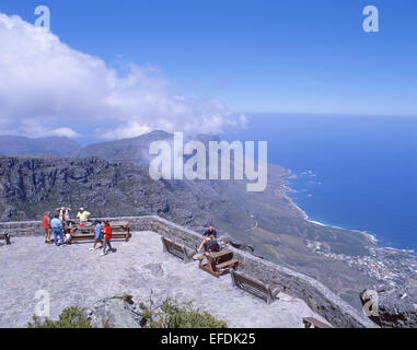 Aussichtsplattform zeigt zwölf Apostel, Tafelberg, Kapstadt, Westkap, Südafrika Stockfoto