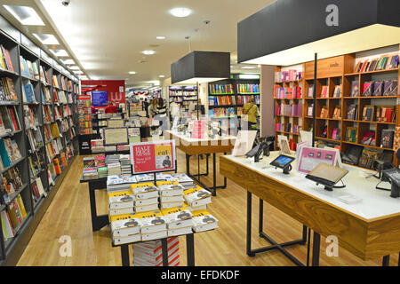 Waterstones Buchladen, Bentall Zentrum, Kingston upon Thames, Royal Borough of Kingston, Greater London, England, United Kingdom Stockfoto