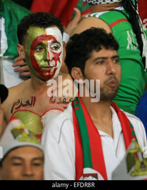 Malabo, Äquatoriale Guine. 1. Februar 2015. Unterstützer von Algerien sind ein Viertelfinalspiel der Africa Cup of Nations gegen Côte d ' Ivoire in Malabo, Äquatoriale Guine, 1. Februar 2015 gesehen. Elfenbeinküste 3: 1 gewonnen. Bildnachweis: Meng Chenguang/Xinhua/Alamy Live-Nachrichten Stockfoto