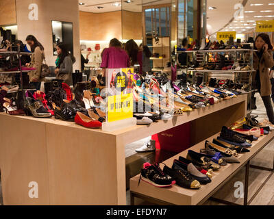 Hong Kong 2015 - Einkaufszentrum Lane Crawford im zentralen IFC Stockfoto