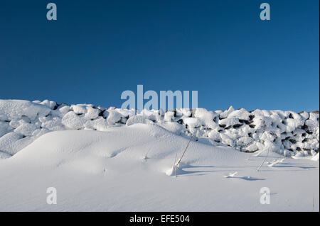 Snow Drift Muster nach einem Schneesturm in den Yorkshire Dales, UK. Stockfoto