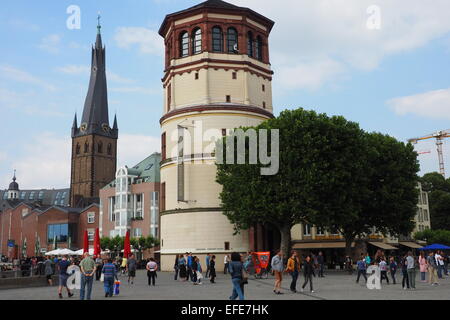 Turm des Schlosses am Schlossplatz, Düsseldorf. Stockfoto