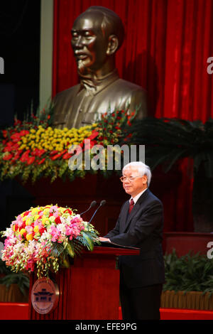 Hanoi, 2. Februar. 3. Februar 1930. Nguyen Phu Trong, Generalsekretär der kommunistischen Partei von Vietnam (CPV), richtet sich bei der Zeremonie Jahrestag der Partei 85. Stiftung in Hanoi, Vietnam, 2. Februar 2015. Das CPV wurde am 3. Februar 1930 gegründet. Es gibt derzeit rund 4,4 Millionen Parteimitglieder in Vietnam, nach Angaben von CPV zentrale Organisationskomitee bei einem Treffen letzten Monat veröffentlicht. © Zhang Jianhua/Xinhua/Alamy Live-Nachrichten Stockfoto