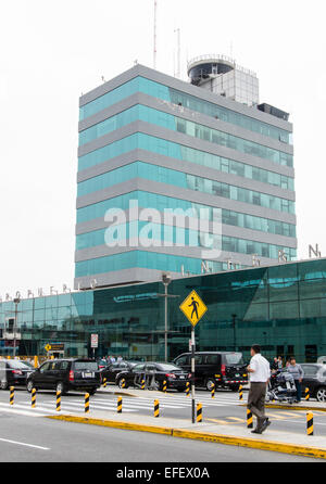 Vom internationalen Flughafen Jorge Chávez in Lima, Peru. Stockfoto