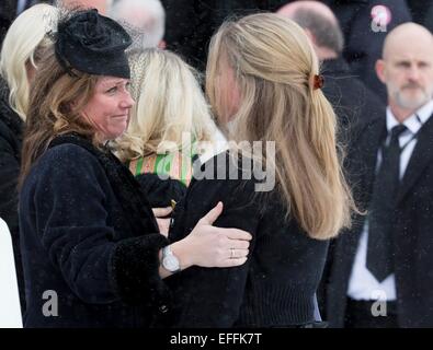 Oslo, Norwegen. 2. Februar 2015. Prinzessin Maertha Louise (L) von Norwegen besucht die Beerdigung von Johan Martin Ferner am Holmenkollen Kapell in Oslo, Norwegen, 2. Februar 2015. Bildnachweis: Dpa picture Alliance/Alamy Live News Stockfoto