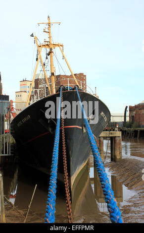 Die Arktis Corsair Trawler vor Anker im Rumpf Stockfoto