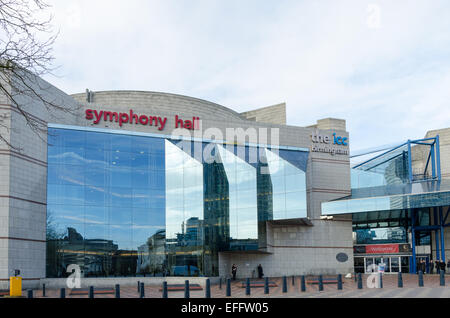 Symphony Hall und das internationale Kongresszentrum in Centenary Square, Birmingham Stockfoto