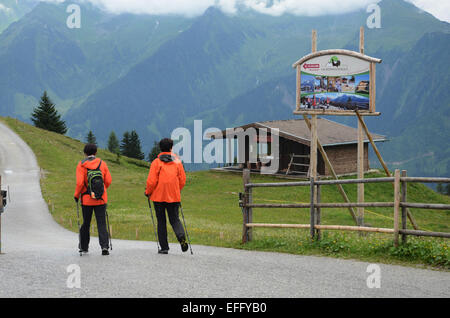 Wandern am Penkenalm Ahorn Bergen, Zillertal Tirol Österreich Stockfoto