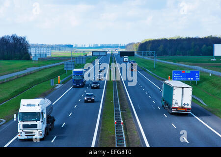 Polnische A4 Autobahn in der Nähe von Gliwice Stockfoto