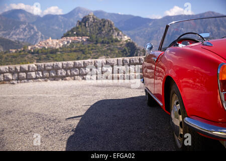 Blick über Sainte-Agnes, Alpes-Maritimes, Südfrankreich Stockfoto