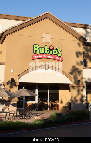 Rubios Mexican grill Franchise in Kalifornien USA, spezialisiert auf mexikanisches Essen, mit einem Schwerpunkt auf Fischtacos Stockfoto