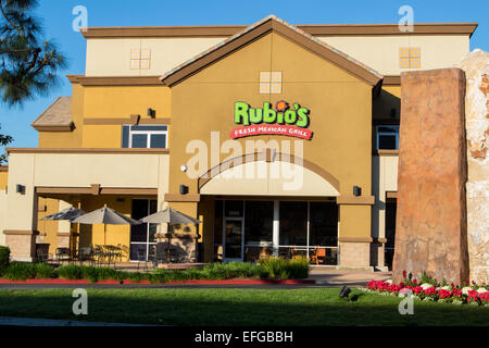 Rubios Mexican grill Franchise in Kalifornien USA, spezialisiert auf mexikanisches Essen, mit einem Schwerpunkt auf Fischtacos Stockfoto