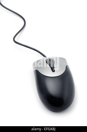 Schwarze Kabel Computer-Maus isoliert auf weiss Stockfoto