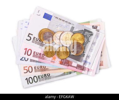 Euro-Banknoten und-Münzen isoliert auf weiss Stockfoto